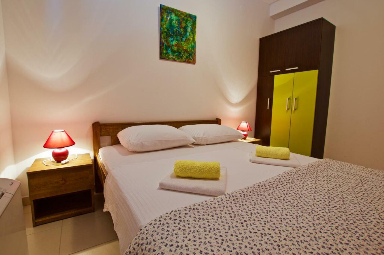 Pansion Hrga Hotel Vodice Exterior photo